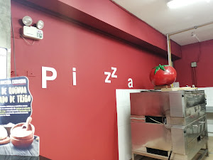 El Tomate Loco Pizza 1