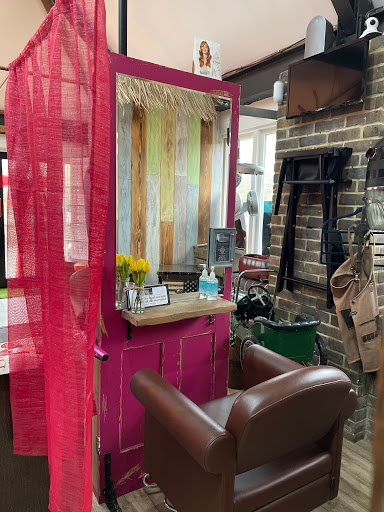 Luxfords Hair and Beauty - Thumbnail