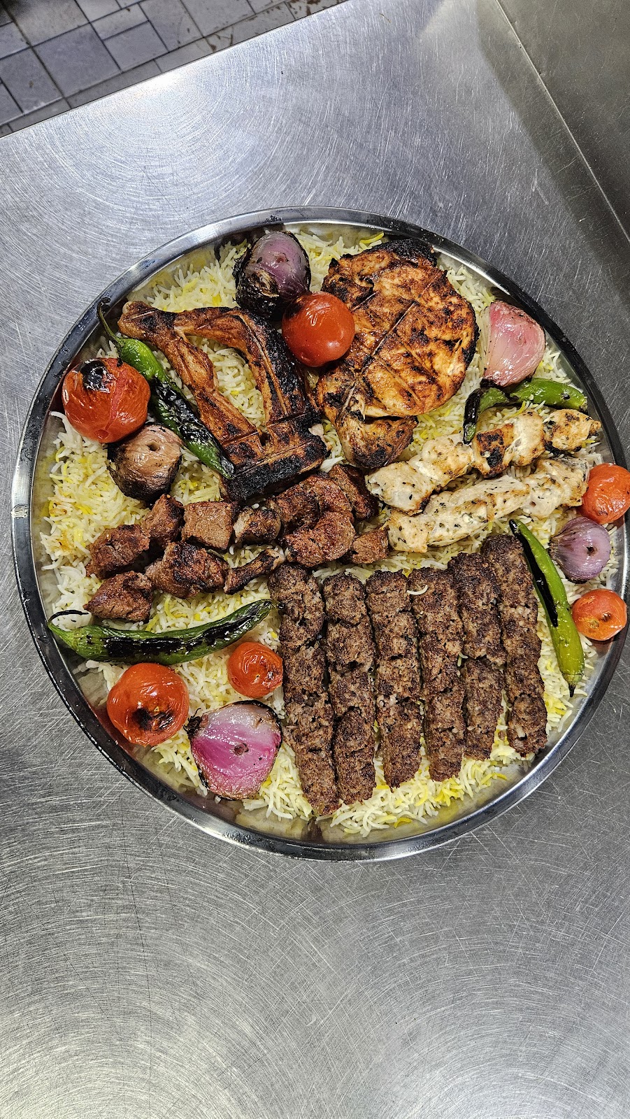 مطعم مشويات عربي - صورة 4