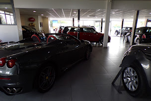 Photo n°32 de Prestige Auto France à Montgeron (Concessionnaire automobile)