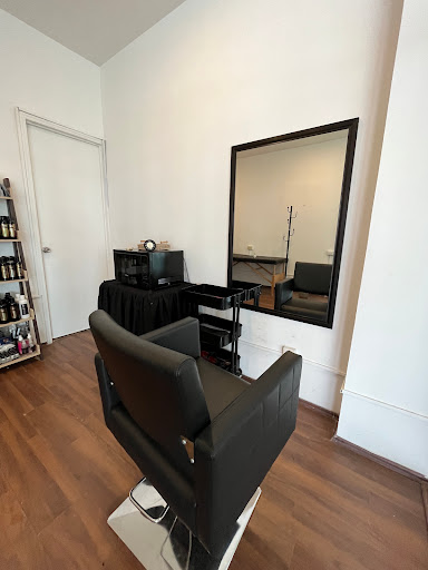 Barber & hair Cázares salon. - Thumbnail