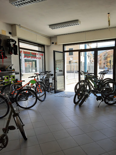 Pit Stop Bikes - Visual