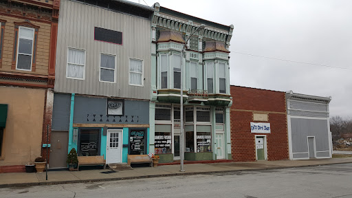 Salon 76 - Thumbnail