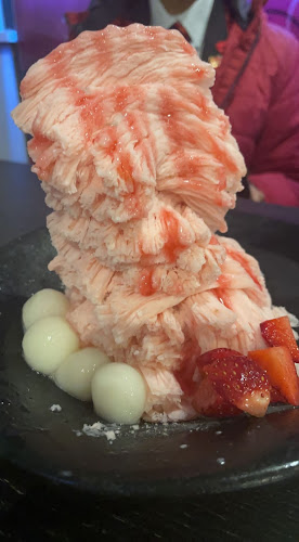 https://www.facebook.com/Wasabi-Dessert-Room-213892838669510/