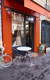 Photo n°21 de YALLÄ Paris 18 - Dépôt-vente / Second-hand store / Curated Vintage à Paris (Magasin de vêtements vintage)