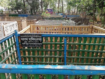 Photos of Shahid Buddhijibi Koborsthan