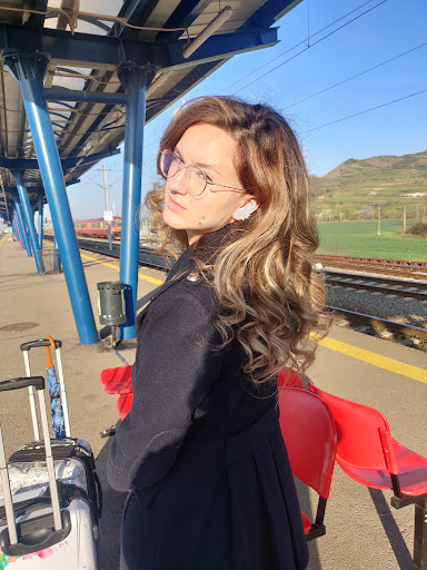 Suda Salon