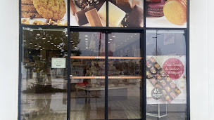 Photo n°2 de RÉAUTÉ CHOCOLAT à Chalezeule (Boutique d'articles de mariage)