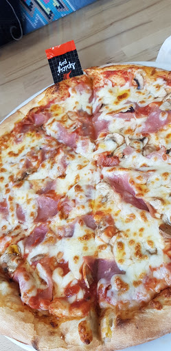 Photo 5 - Pizza class