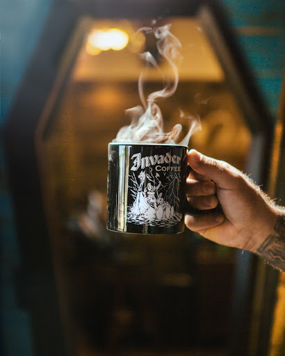 Invader Coffee - Visual