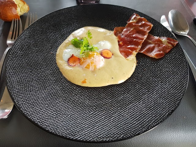 Le Pichet Restaurant