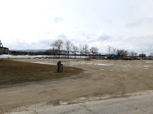 Collingwood Yacht Club Parking Gallery - Canada