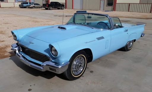 Moreno's Elite Autoworks - Auto Body Repair Shop Service and Automotive Body Restoration in Lubbock TX - Thumbnail