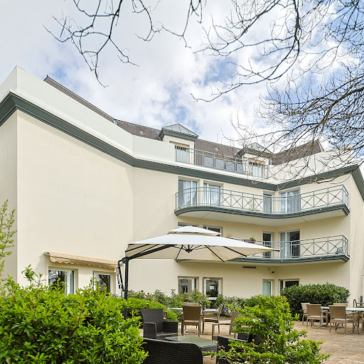 Photo de Le Parc Saint-Charles - Ehpad à Chartres (28) | LNA Santé