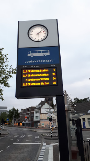 Eindhoven, Looiakkerstraat - Thumbnail