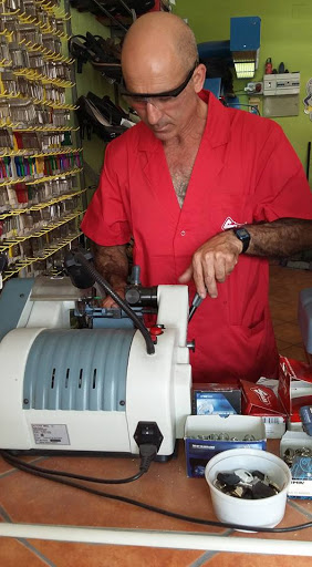 Reparación de Calzado Reyes - Thumbnail