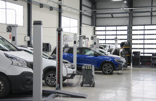 Grupo LCA Úbeda Renault y Dacia - Thumbnail
