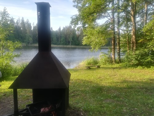 RMK Karula Pikkjärve lõkkekohad