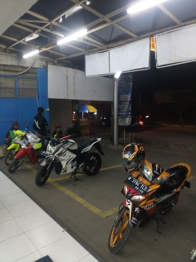 Photos of Indomaret I Gusti Ngurah Rai