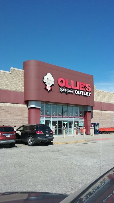 Photos of Huntington Mall
