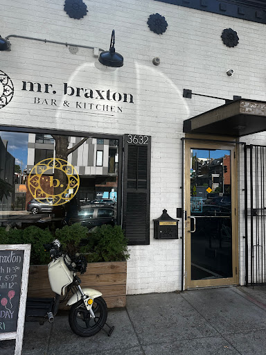 Mr. Braxton Bar & Kitchen - Thumbnail