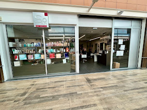 Photo n°2 de SO CUT' Les Salons à Mulhouse (Salon de coiffure)