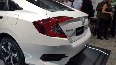 car-dealer