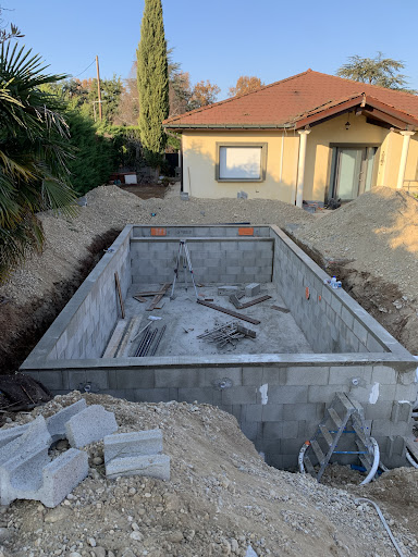 Photo de Lyonblue Maconnerie et Piscine - LBMPI à Bourg-Saint-Christophe (01800)