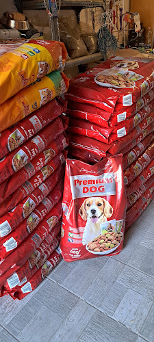 Comentarii opinii despre Házikedvencek boltja Takarmánybolt