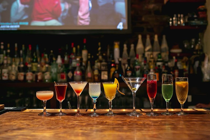 天文館 BAR 13 (天文館バーサーティーン)