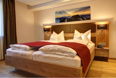 Photos of Hotel Zur Post Ruhpolding