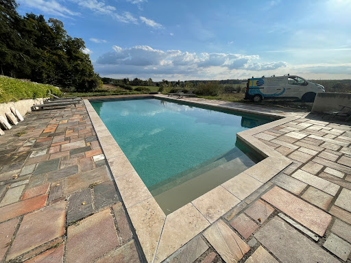 Photo de Servic'eau Piscines Tours - Construction & Rénovation Piscine à Saint-Genouph (37510)