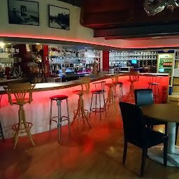 Photo n°3 de JOKER La Ferrette à Saint-Lubin-des-Joncherets (Bar avec musique live)