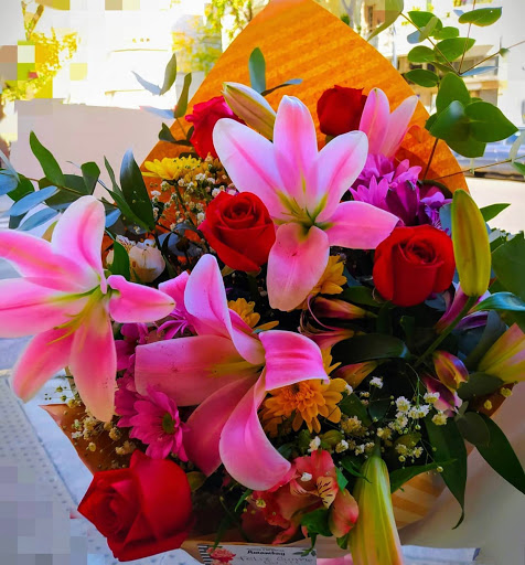 Betty's Bouquets & More - Thumbnail