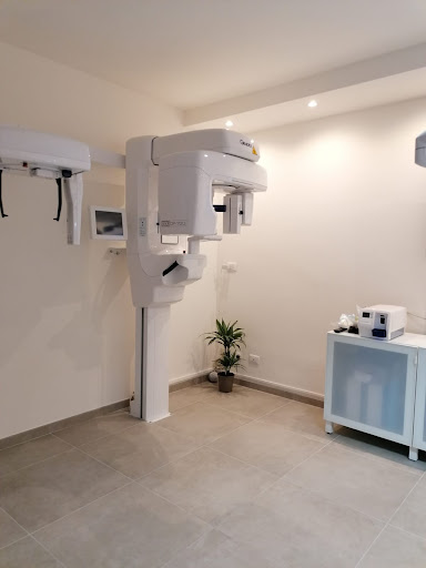 Studio Dentistico Dr. Andrea Schiaffino Gallery - Italy