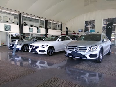 Photos of Kaufmann S.A. Veh&iacute;culos Motorizados / Comercial Kaufmann S.A.