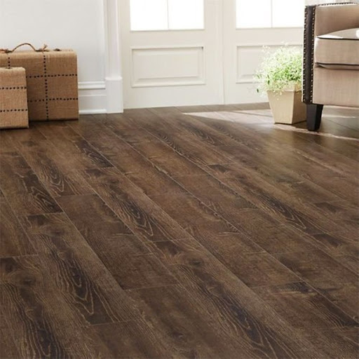 Laminated wooden flooring post image