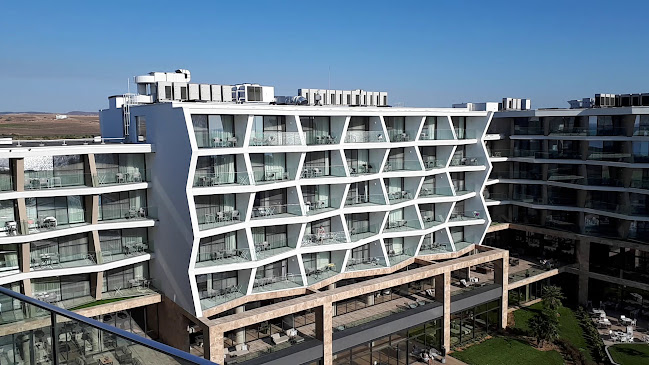 Wave Resort Работно време
