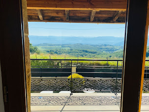 Photo n°44 de La Maison des Crêtes à Parnans (Restaurant de plats à emporter)