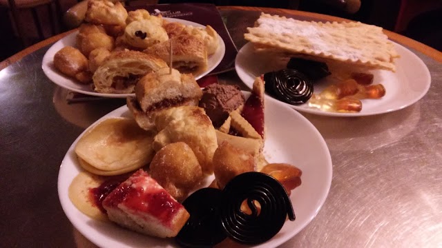 Caffè Club