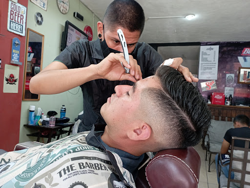 MR CLUB BARBER SHOP