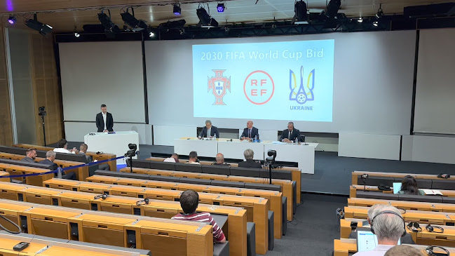 Rezensionen über UEFA in Nyon - Verband