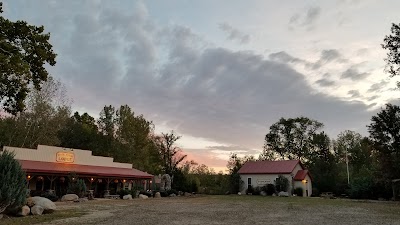 River Valley Lodge & Campground