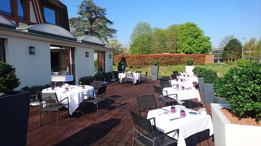 Les Terrasses du Relais ( le relais de la malmaison)