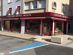 Photo n°11 de Chaussures Breysse Moulin à Yssingeaux (Magasin de chaussures)