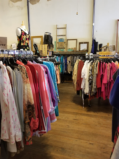 Friends By Choice Consignment and Resale Boutique - Thumbnail