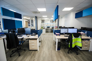 Photo n°3 de Transports Goëvia (Gonzalez Logistique Services) à Vayres (Service logistique)