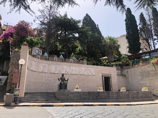 Mausoleo di Francesco Cilea