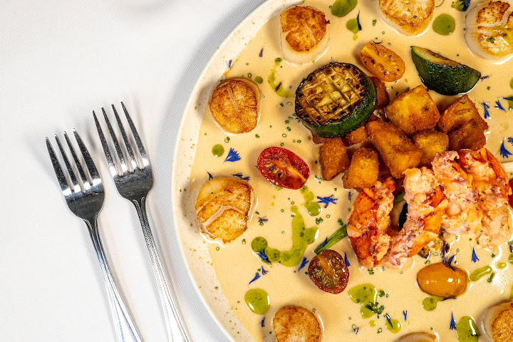 Charlotte Lane by null