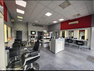 Photo n°1 de AGC Coiffure & esthétique à Donzère (Salon de coiffure)